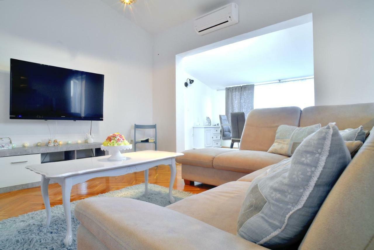 Blue Sky Apartman سبليت المظهر الخارجي الصورة